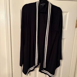 INC, L, NAVY  light open sweater with White border